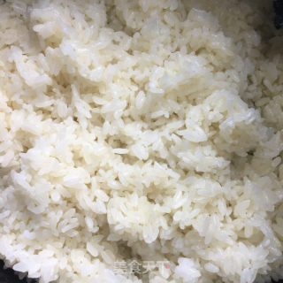 火腿时蔬炒饭的做法步骤：5