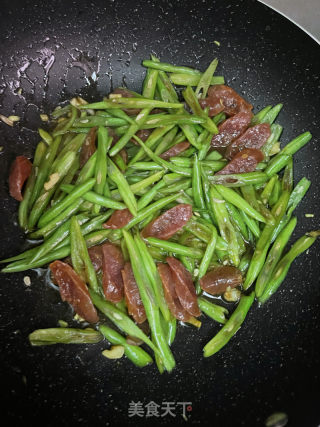 四季豆炒腊肠的做法步骤：9