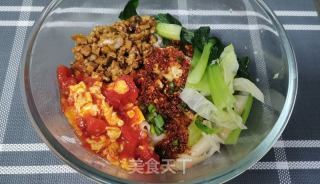 油泼面（简单易上手）的做法步骤：7