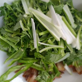 油渣拌螺丝椒的做法步骤：7