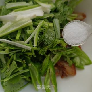 油渣拌螺丝椒的做法步骤：8
