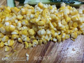 黄瓜玉米拌鸡胸肉的做法步骤：4