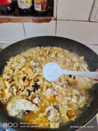 笋干焖鸡肉的做法步骤：6
