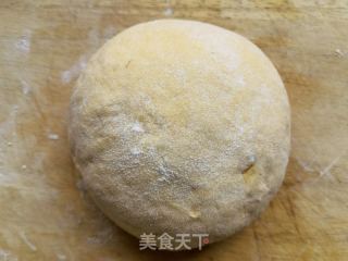 南瓜胡麻椒盐花卷的做法步骤：4