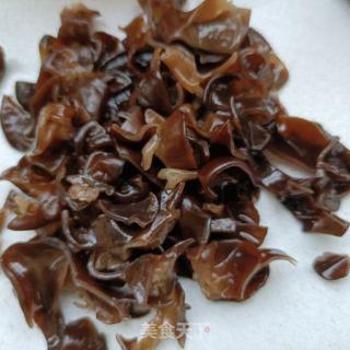 木耳养心菜拌虾仁的做法步骤：9