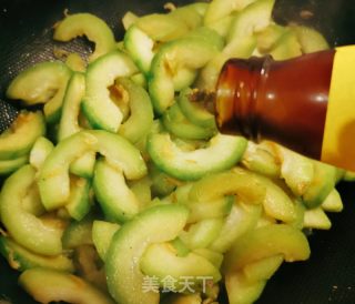 酱烧虾皮冬瓜的做法步骤：7