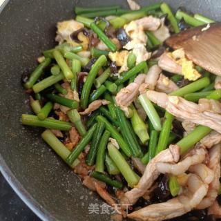 肉丝鸡蛋炒蒜苔的做法步骤：12