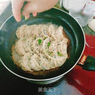 煎饺的做法步骤：5