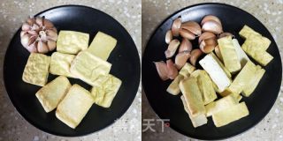 五花肉焖黄皮豆干的做法步骤：2