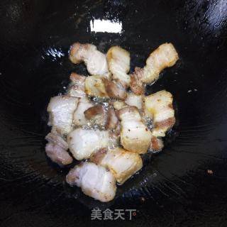 五花肉焖黄皮豆干的做法步骤：5