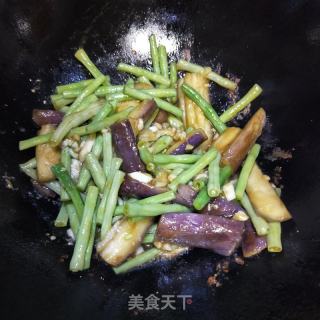 茄子烩豆角的做法步骤：10