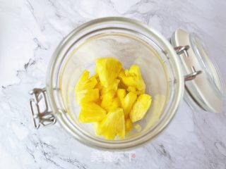 自制菠萝果酒的做法步骤：3