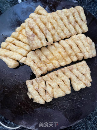 豆腐串牛腩煲的做法步骤：5