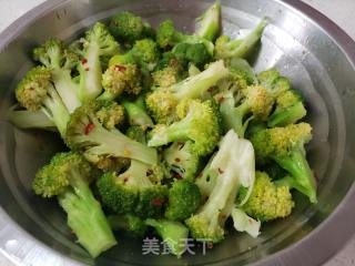 凉拌西蓝花的做法步骤：5