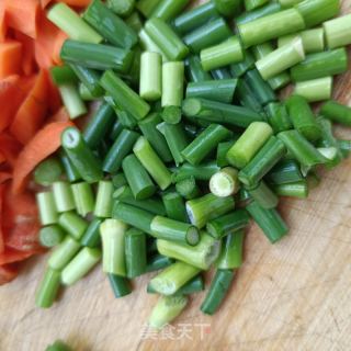 菜椒毛豆炒鹿心的做法步骤：5