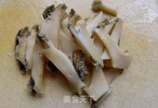 蒜蓉辣酱拌米线的做法步骤：3