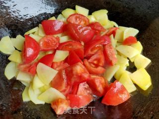 番茄青椒炒土豆的做法步骤：6
