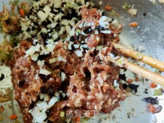 猪肉茴香包子的做法步骤：6