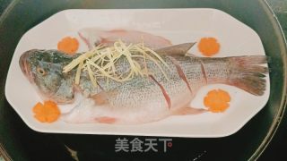 清蒸鲈鱼的做法步骤：4