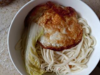 荷包蛋汤面的做法