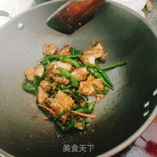 辣椒炒鸡蛋的做法步骤：9