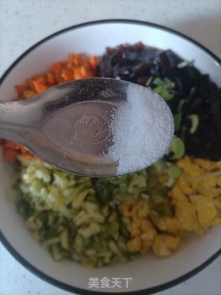 西葫芦素馅水饺的做法步骤：9