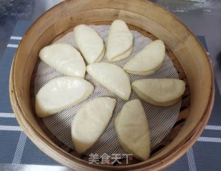 牛奶葱油花卷和荷叶饼的做法步骤：12