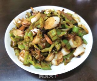 豆豉大葱炒辣椒的做法步骤：8
