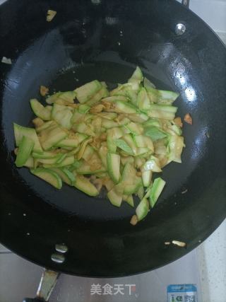 清炒西葫芦的做法步骤：5