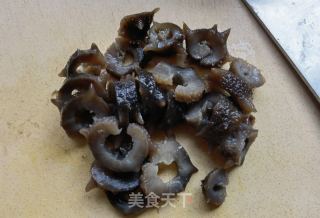 胡萝卜卷心菜拌海参的做法步骤：3
