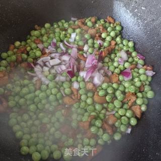五花肉炒豌豆的做法步骤：6