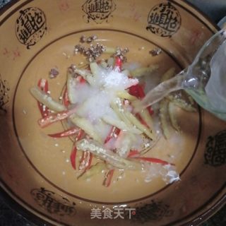 酸辣萝卜条的做法步骤：6
