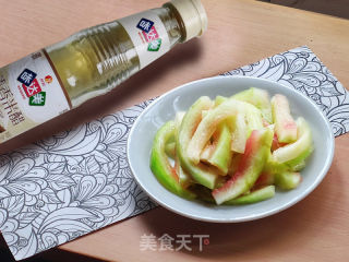 糖醋西瓜皮的做法步骤：4