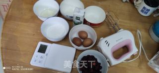 蔓越莓小旋风戚风蛋糕的做法步骤：1