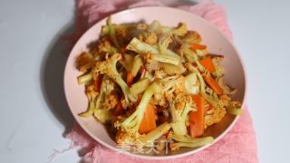 肉片炒花菜的做法步骤：7