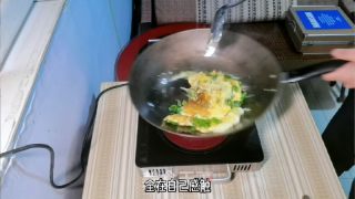 辣椒炒鸡蛋的做法步骤：8