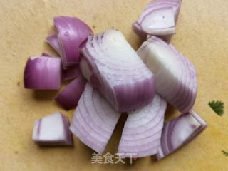 菠菜木耳拌洋葱的做法步骤：1