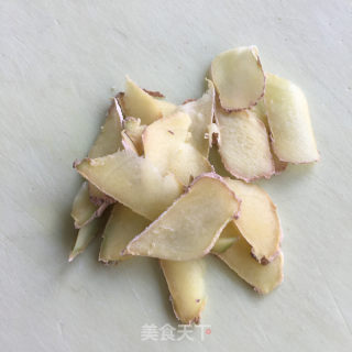菌菇烧草鸡的做法步骤：2