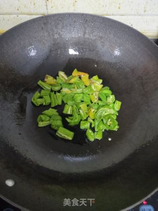 青椒土豆片的做法步骤：4