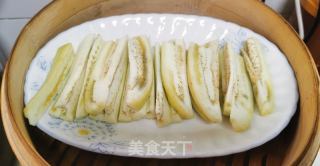 蒜蓉凉拌茄子的做法步骤：2