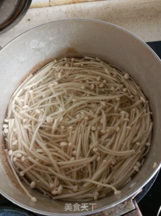 蒜泥金针菇的做法步骤：2