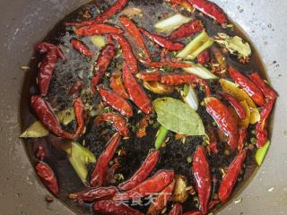 卤鸡腿去骨猪前肘的做法步骤：8