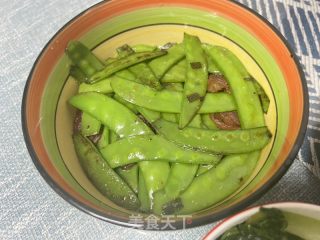 香肠炒荷兰豆的做法