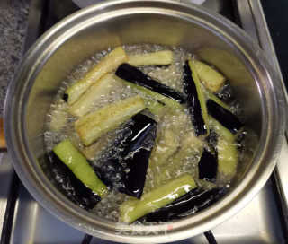 茄子烧牛肉的做法步骤：5