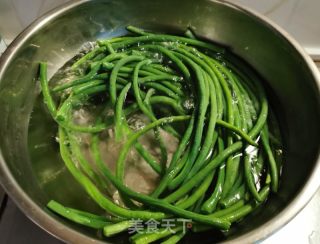芝麻酱拌豇豆的做法步骤：7