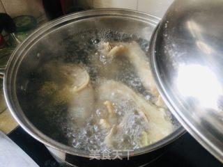 一品清炖土鸡的做法步骤：4