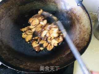 蚝油香菇炒油菜的做法步骤：6