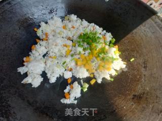 三丁炒米饭的做法步骤：5