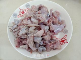 香辣牛蛙的做法步骤：3