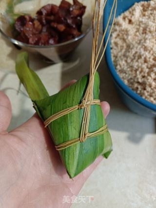 肉粽的做法步骤：12